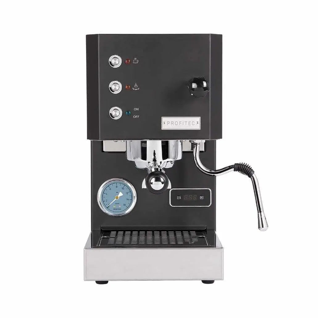 Máquina de espresso Profitec GO en negro con Manómetro de presión y varilla de vapor para preparación profesional de café.