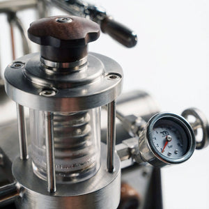 Máquina de espresso semiautomática comercial Aleman 7P | Bomba de engranajes y perfilado vía app