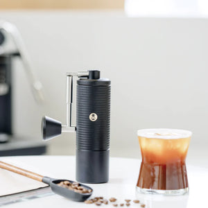 Molinillo C5 ESP negro con mango plegable