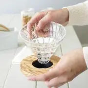 Goteador de Café de Vidrio V60 01 - Madera de Olivo HARIO