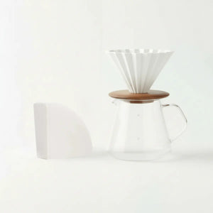 Set japonés para café de filtro manual - Dripper Origami + paquete de 100 filtros - Barista y Espresso