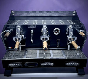 La Nuova Era Altea Anniversario 2 - grupp Kommersiell espressomaskin - Barista och Espresso